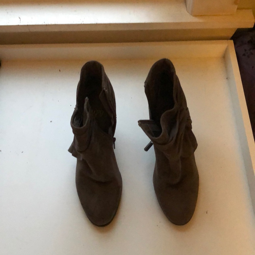 Cute heel boots